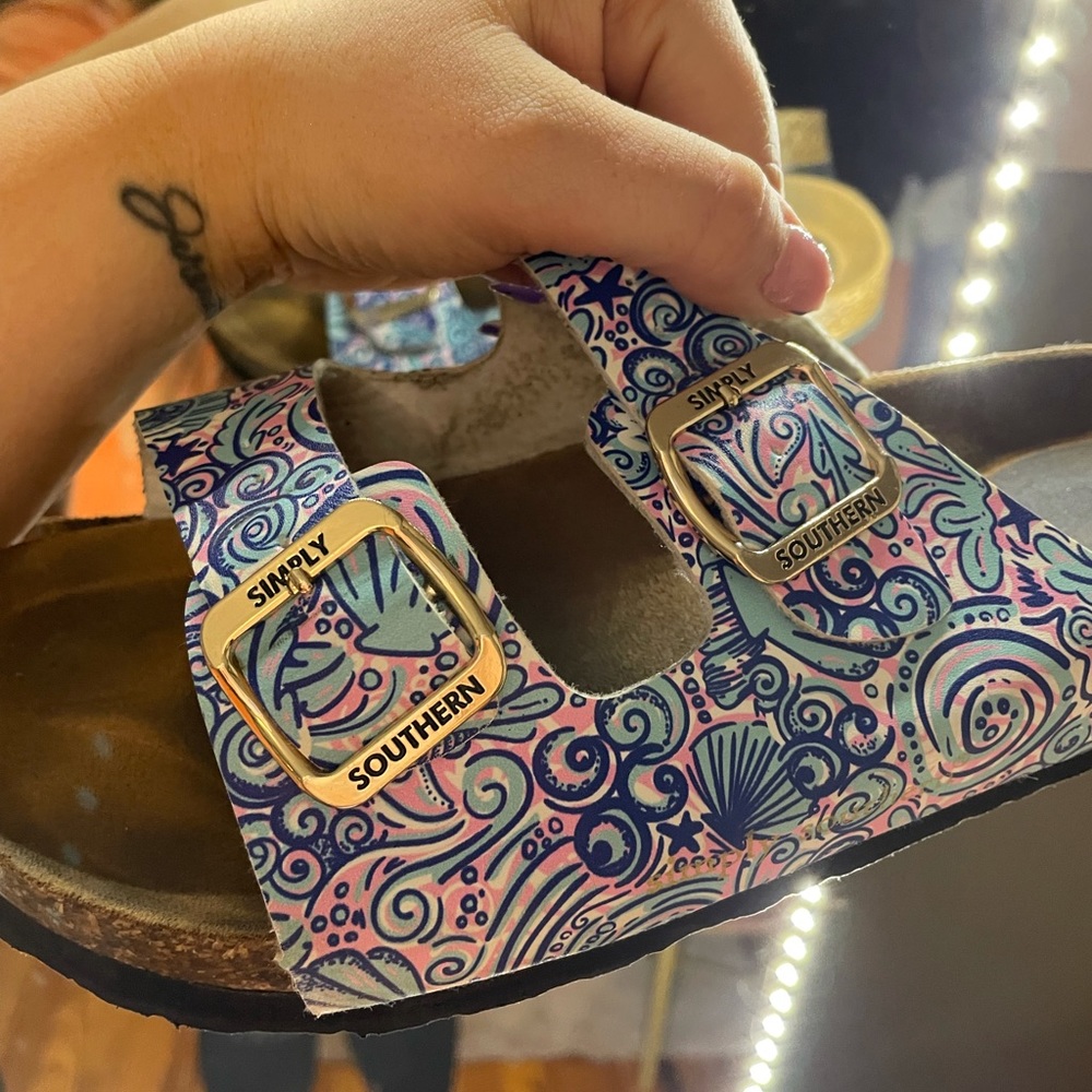 Simply Southern Birkenstock’s - Picture 5 of 7